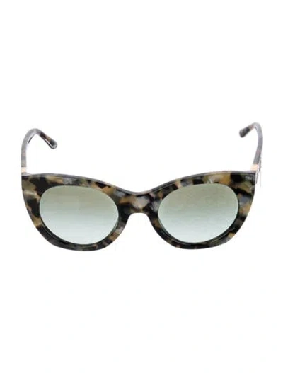 Pre-owned Tory Burch Cat-eye Gradient Sunglasses In Black