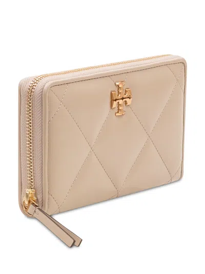 Tory Burch Continental Zip Wallet With Quilted Design In Light Stone
