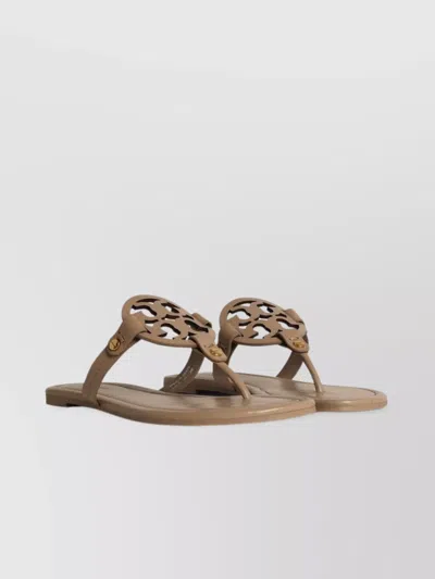Tory Burch Cut-out Leather Flat Sole Flip-flops In Neutrals