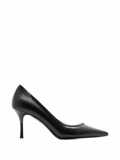 Tory Burch Double T Buckle Pumps In Black