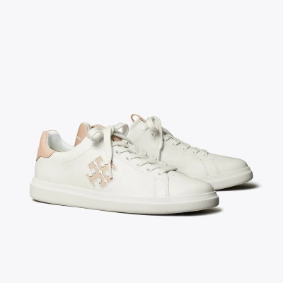 Tory Burch Double T Howell Low-top Leather Sneakers In White Shell Pink