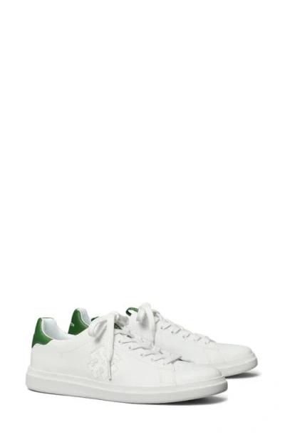 Tory Burch Double T Howell Court Sneaker In White/arugula Green