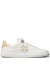 Tory Burch Double T Howell Low-top Leather Sneakers In 中性色