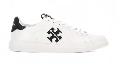 Pre-owned Tory Burch Double T Howell Court Sneaker(women's) Sneakers In Titanium White/black