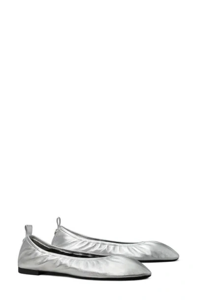 Tory Burch Eddie Soft Leather Ballerina Flats In Silver