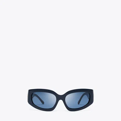 Tory Burch Eleanor Broken Logo Sunglasses In Blue
