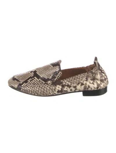 Pre-owned Tory Burch Embossed Leather Animal Print Loafers In Neutral