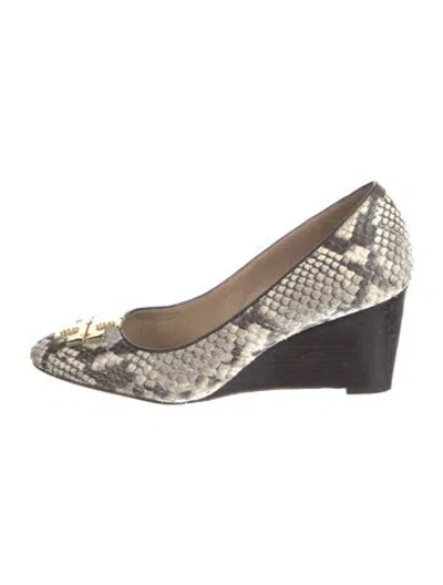Pre-owned Tory Burch Embossed Leather Animal Print Pumps In Gray