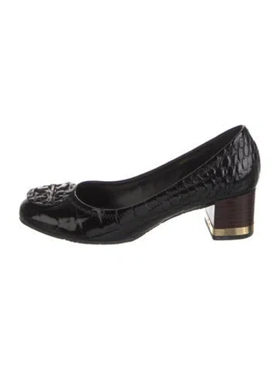 Pre-owned Tory Burch Embossed Leather Pumps In Black