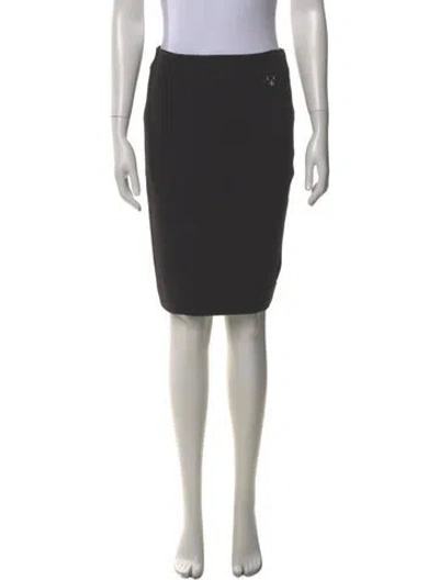 Pre-owned Tory Burch Embroidered Accent Knee-length Skirt In Gray