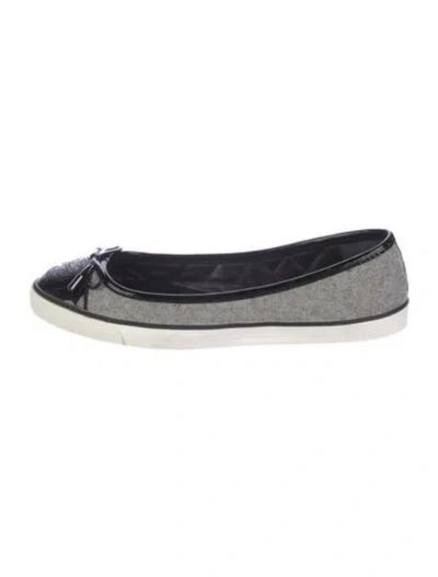 Pre-owned Tory Burch Felt Colorblock Pattern Ballet Flats In Gray