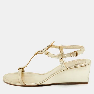 Pre-owned Tory Burch Gold Leather Wedge Sandals Size 39.5
