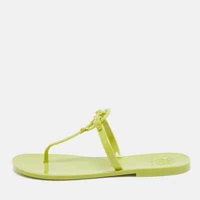 Pre-owned Tory Burch Green Rubber Miller Flat Thong Sandals Size 37.5