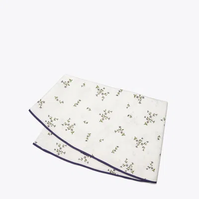 Tory Burch Jolie Fleur Round Tablecloth, 108" In White