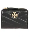 Tory Burch Kira Chevron Quilted Leather Compact Wallet In Black