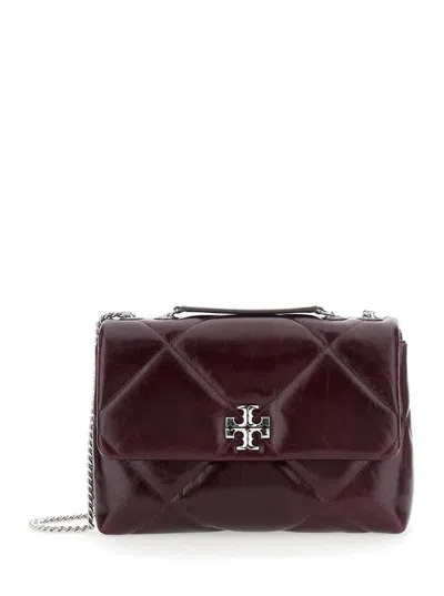 TORY BURCH 'KIRA DIAMOND' BORDEAUX QUILTED SHOULDER BAG WITH CHAIN-LINK SHOULDER STRAP AND LOGO PLAQUE ON THE F