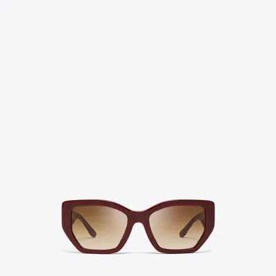 Tory Burch Kira Oversized Geometric Sunglasses In Red Berry/brown Gradient