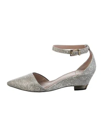Pre-owned Tory Burch Leather Animal Print D'orsay Pumps In White