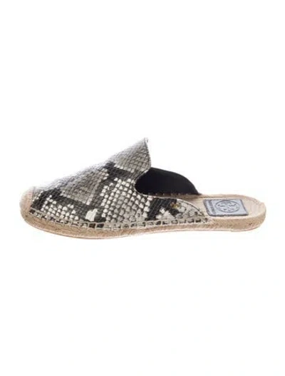 Pre-owned Tory Burch Leather Animal Print Espadrilles In Black