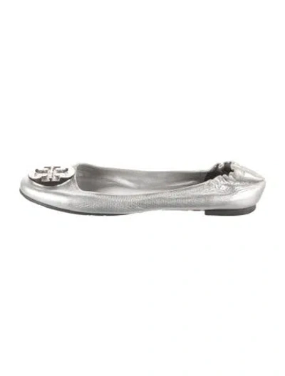 Pre-owned Tory Burch Leather Ballet Flats In Metallic/silver