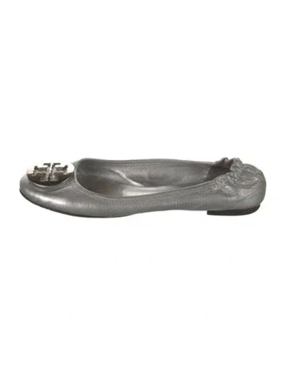 Pre-owned Tory Burch Leather Ballet Flats In Metallic/silver