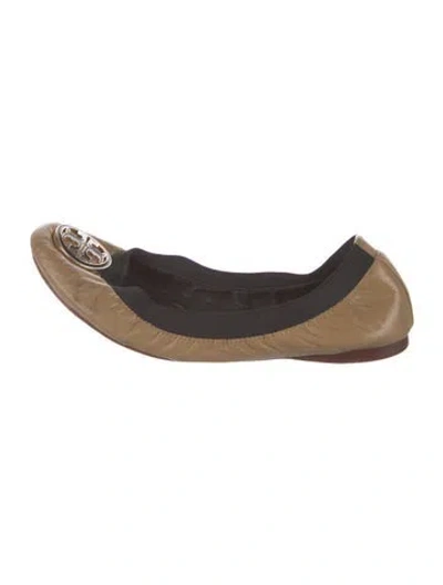 Pre-owned Tory Burch Leather Ballet Flats In Neutral