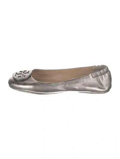 Pre-owned Tory Burch Leather Ballet Flats In Silver