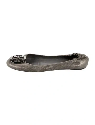 Pre-owned Tory Burch Leather Ballet Flats In Silver