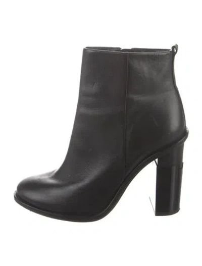 Pre-owned Tory Burch Leather Boots In Black