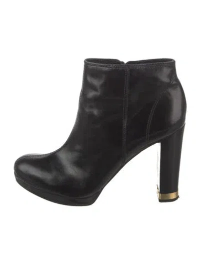 Pre-owned Tory Burch Leather Boots In Black