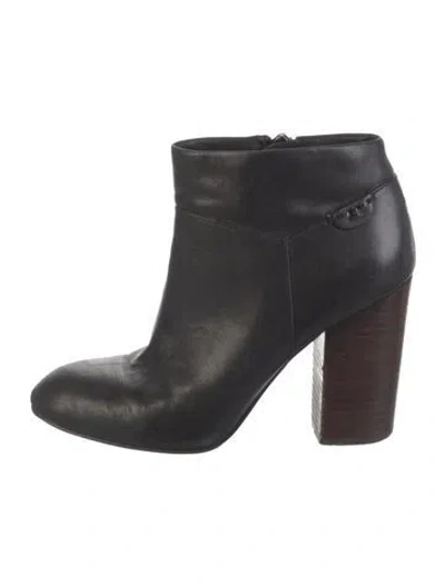 Pre-owned Tory Burch Leather Boots In Black