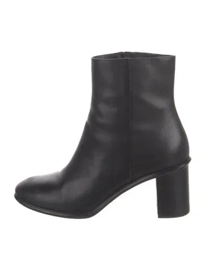 Pre-owned Tory Burch Leather Boots In Black