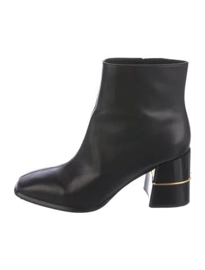 Pre-owned Tory Burch Leather Boots In Black