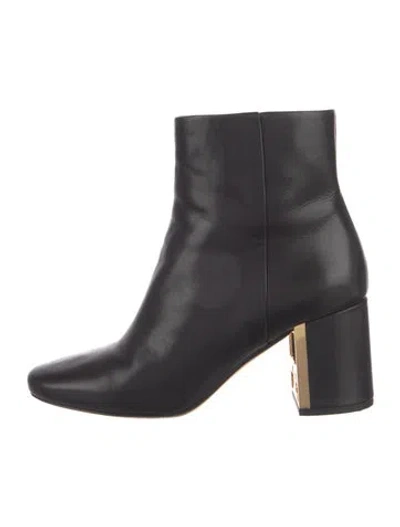 Pre-owned Tory Burch Leather Boots In Black