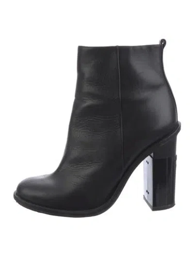Pre-owned Tory Burch Leather Boots In Black
