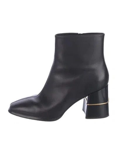 Pre-owned Tory Burch Leather Boots In Black