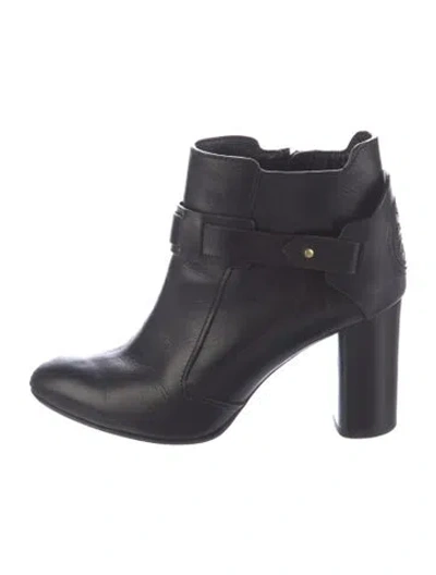 Pre-owned Tory Burch Leather Boots In Black