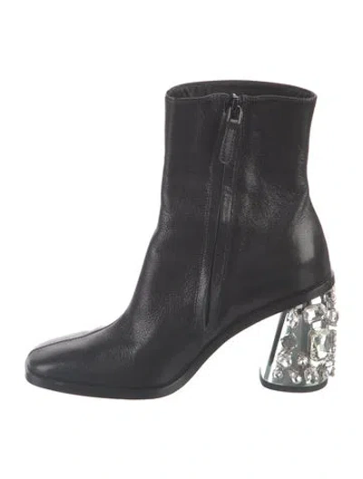 Pre-owned Tory Burch Leather Boots In Black