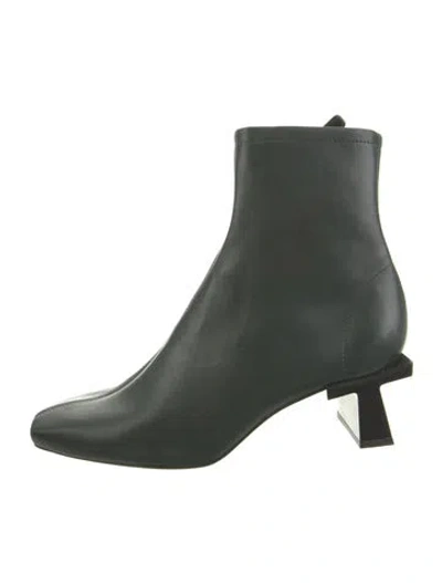 Pre-owned Tory Burch Leather Boots In Green