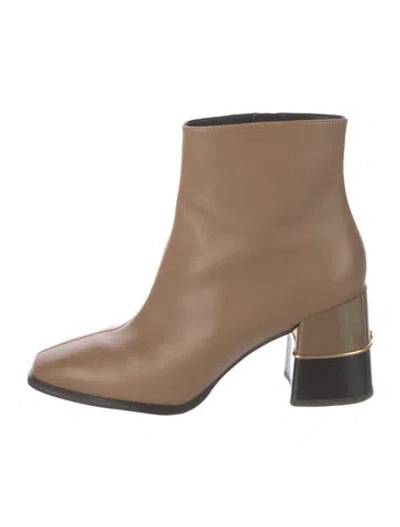 Pre-owned Tory Burch Leather Boots In Neutral