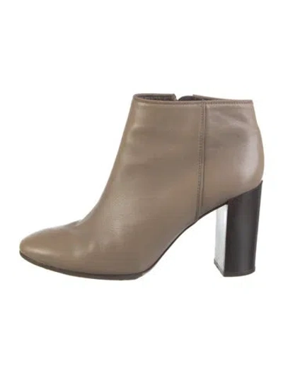 Pre-owned Tory Burch Leather Boots In Neutral