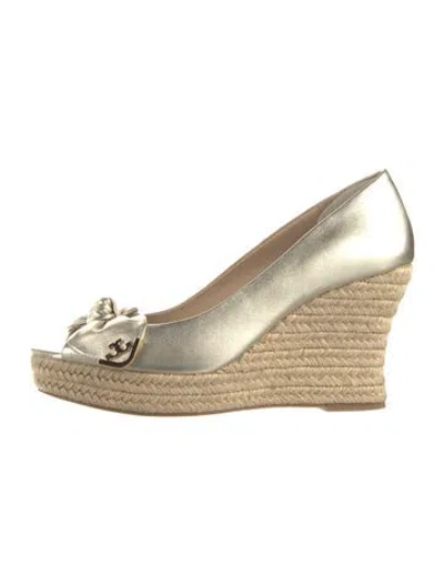 Pre-owned Tory Burch Leather Bow Accents In Multi
