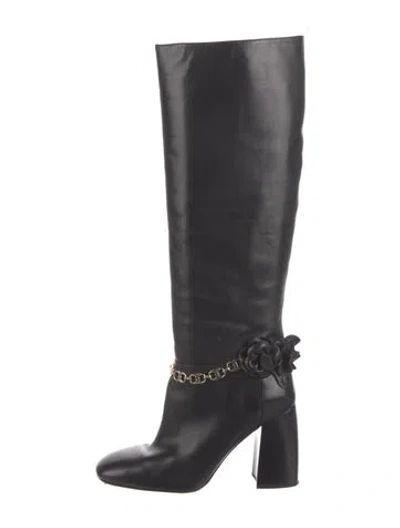 Pre-owned Tory Burch Leather Chain-link Accents Boots In Black