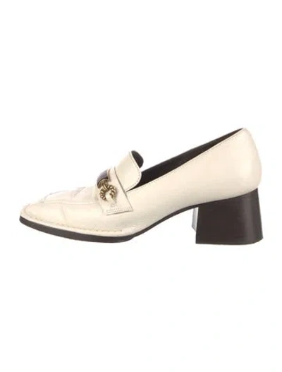Pre-owned Tory Burch Leather Chain-link Accents Pumps In Neutral