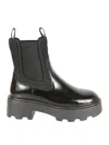 Tory Burch Leather Chelsea Boots In Black