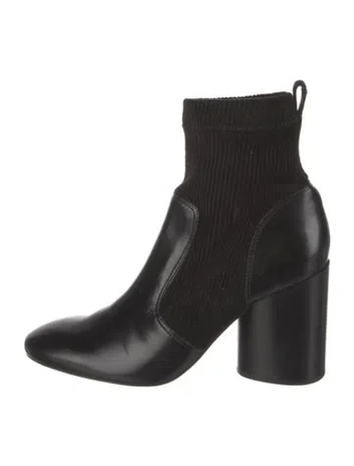 Pre-owned Tory Burch Leather Chelsea Boots In Black