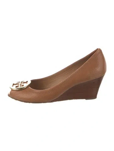 Pre-owned Tory Burch Leather Colorblock Pattern Pumps In Neutral