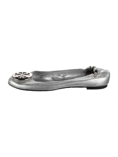 Pre-owned Tory Burch Leather Cutout Accent Ballet Flats In Silver