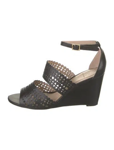 Pre-owned Tory Burch Leather D'orsay Pumps In Black