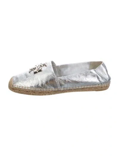 Pre-owned Tory Burch Leather Espadrilles In Metallic/neutrals/silver
